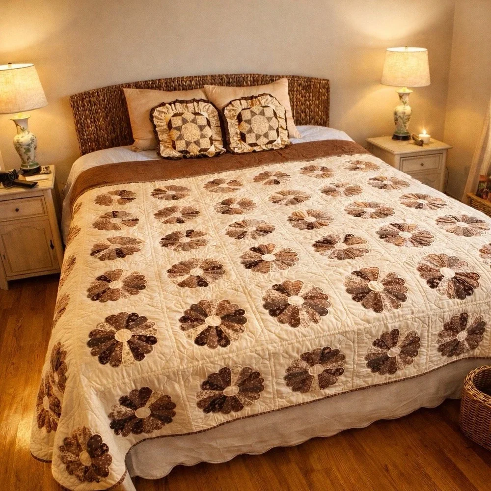 Handmade Vintage Quilt Full Size‎ 86x66 Heavy Brown Cotton Layering Quilt